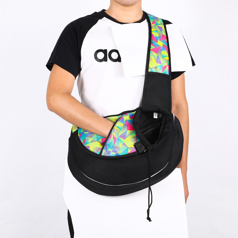PawPorter™ Crossbody Bag – Stylish Pet Carrier for Outdoor Use