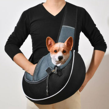 PawPorter™ Crossbody Bag – Stylish Pet Carrier for Outdoor Use